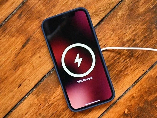 张北苹果手机维修分享iPhone 12可以随便充电吗 